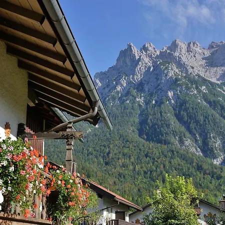 Apartment Johannesklause Mittenwald